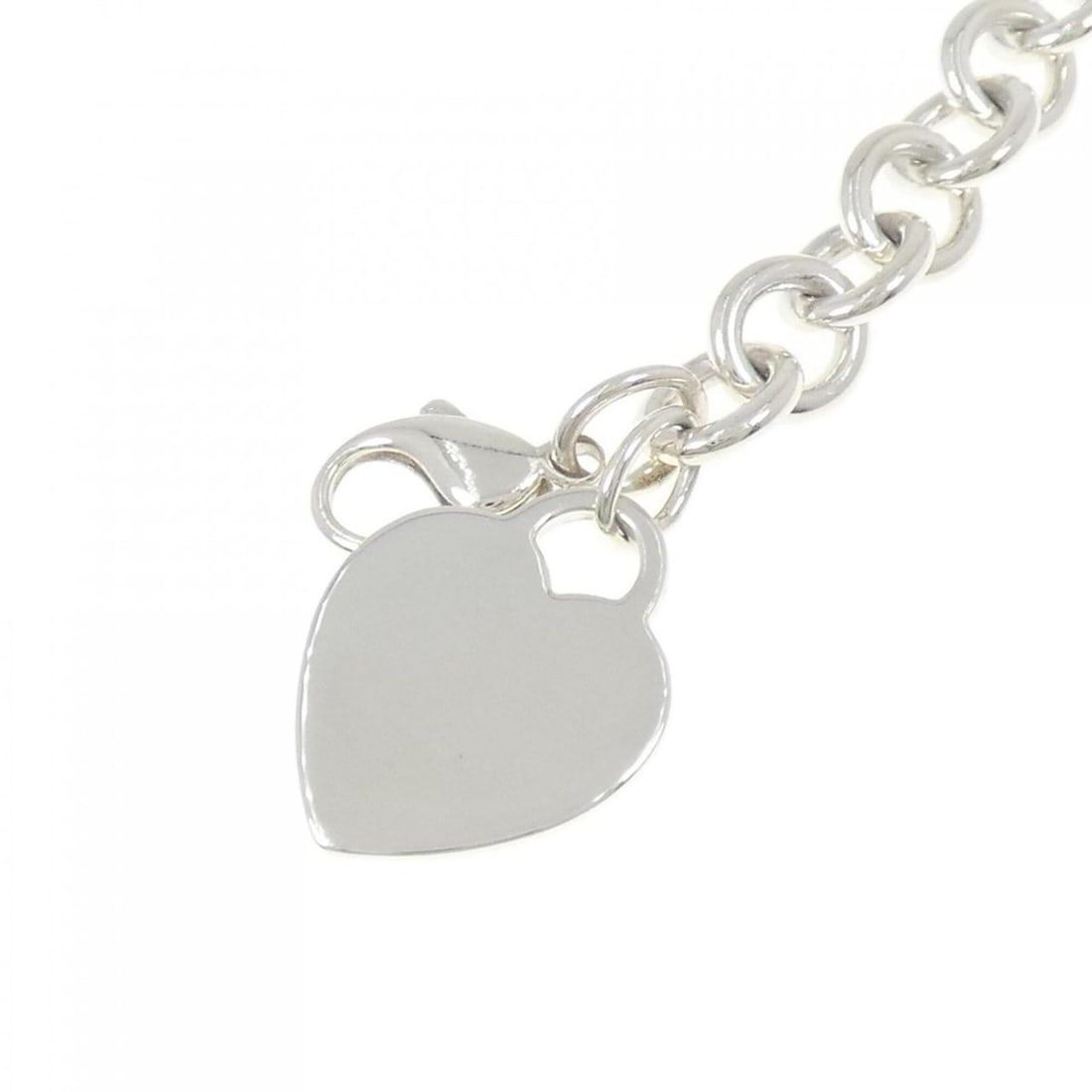 Tiffany Heart Tag Bracelet: --- Catalog ---Category: SizeLength: 19.5cm / 7.67''Category: DesignType: Charm braceletGender: WomenMaterial: Silver 925Category: GeneralBrand: Tiffany--- Item List ---Section: ConditionRanking: