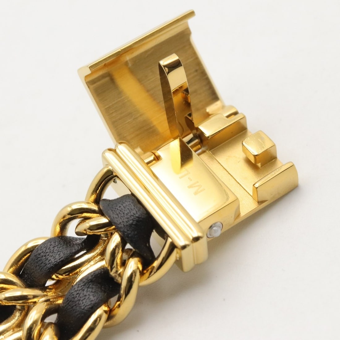 Cartier Trinity Ring - 15