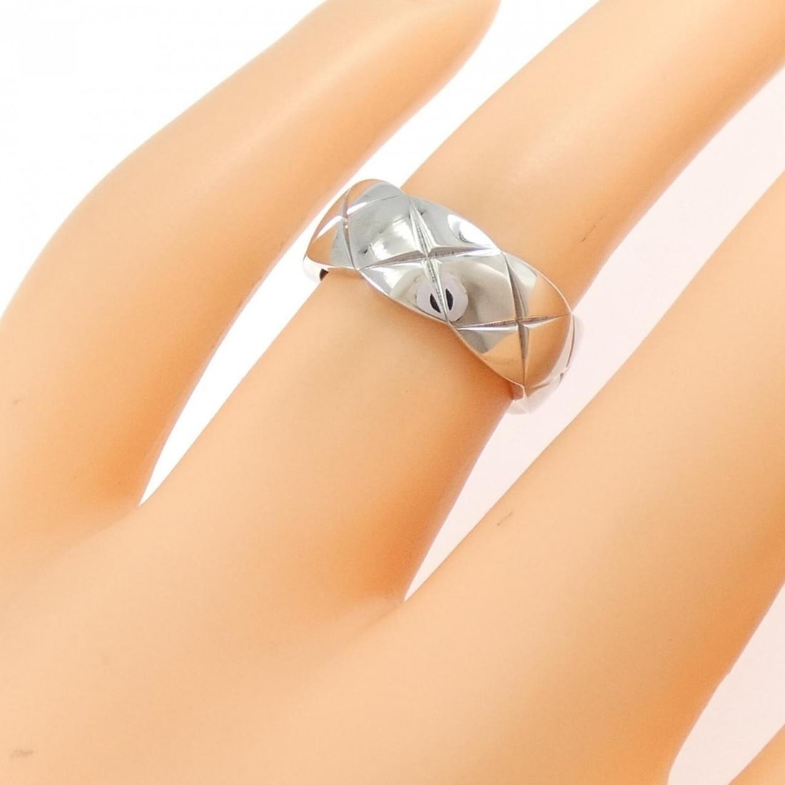 Chanel Coco Crush Medium Ring - 4