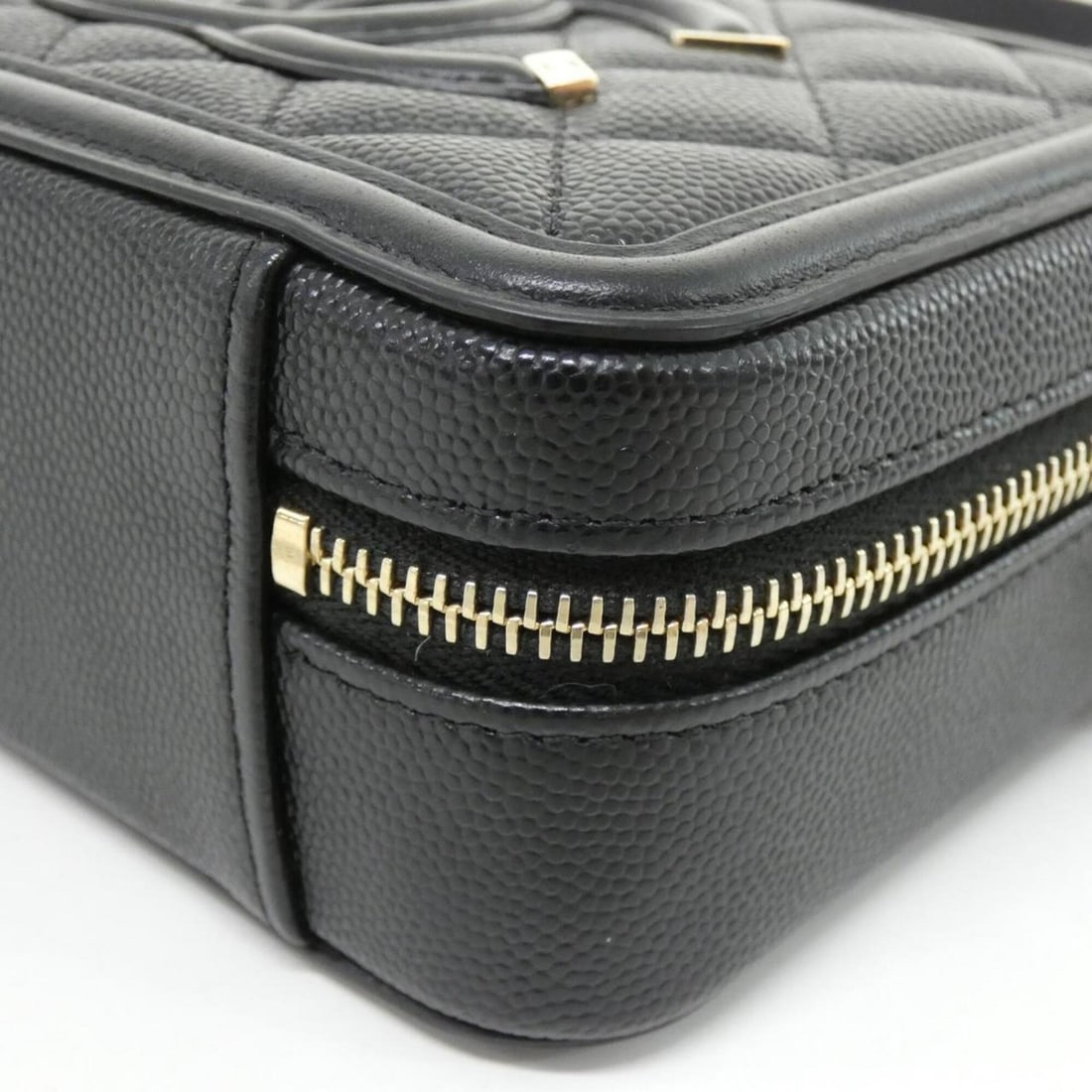 Chanel 84452 Shoulder Bag - 3