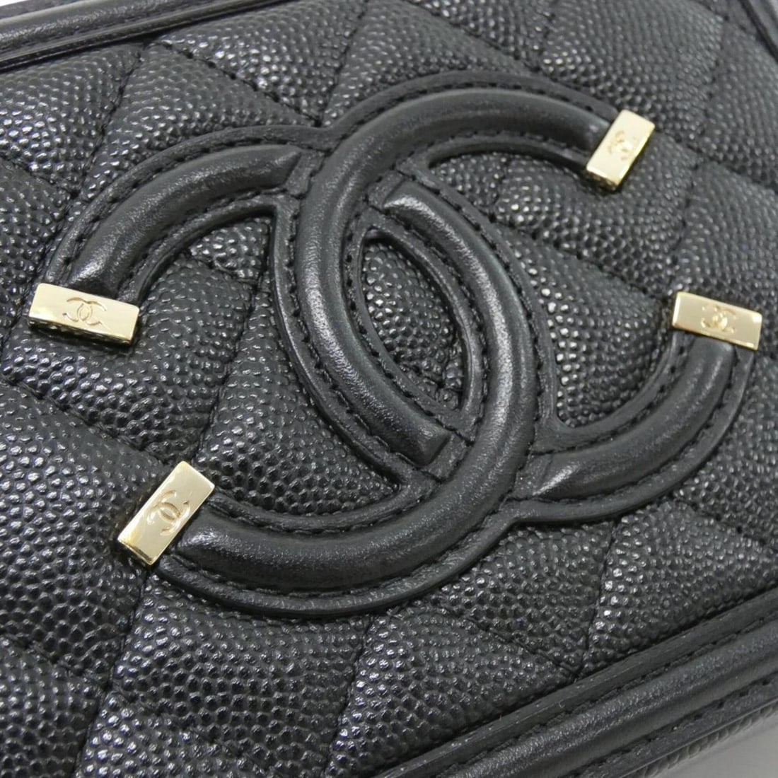 Chanel 84452 Shoulder Bag - 4