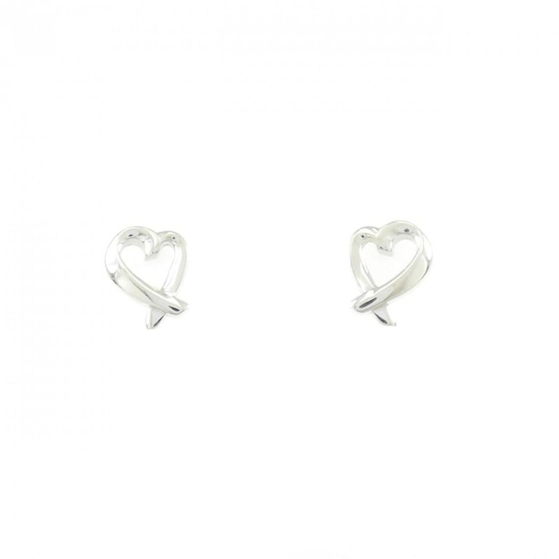 Tiffany Loving Heart Mini Earrings: --- Catalog ---Category: SizeSize (HxWxD): 9.80mm x 7.70mm / 0.39'' x 0.30''Category: DesignType: Stud earringsGender: WomenMaterial: Silver 925Category: GeneralBrand: Tiffany--- Item List