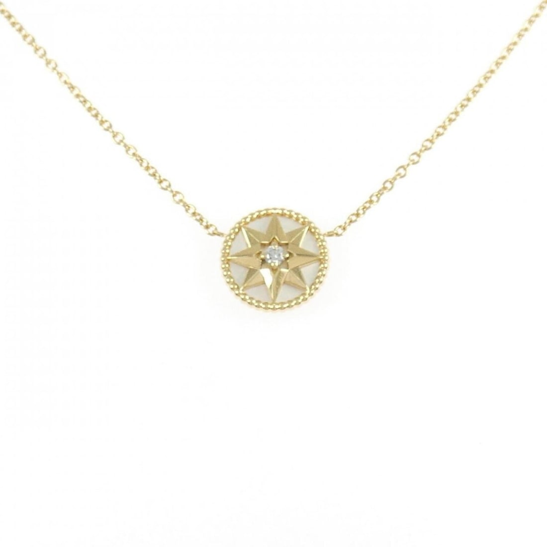 Christian Dior Rose des Vents Necklace: --- Catalog ---Category: SizePendant Size: 11.8mm / 0.46''Neck Circumference: 39 cm - 43 cm / 15.35'' - 16.92''Category: DesignGender: WomenMaterial: Yellow gold (18K)Necklace Type: NecklaceCategory: