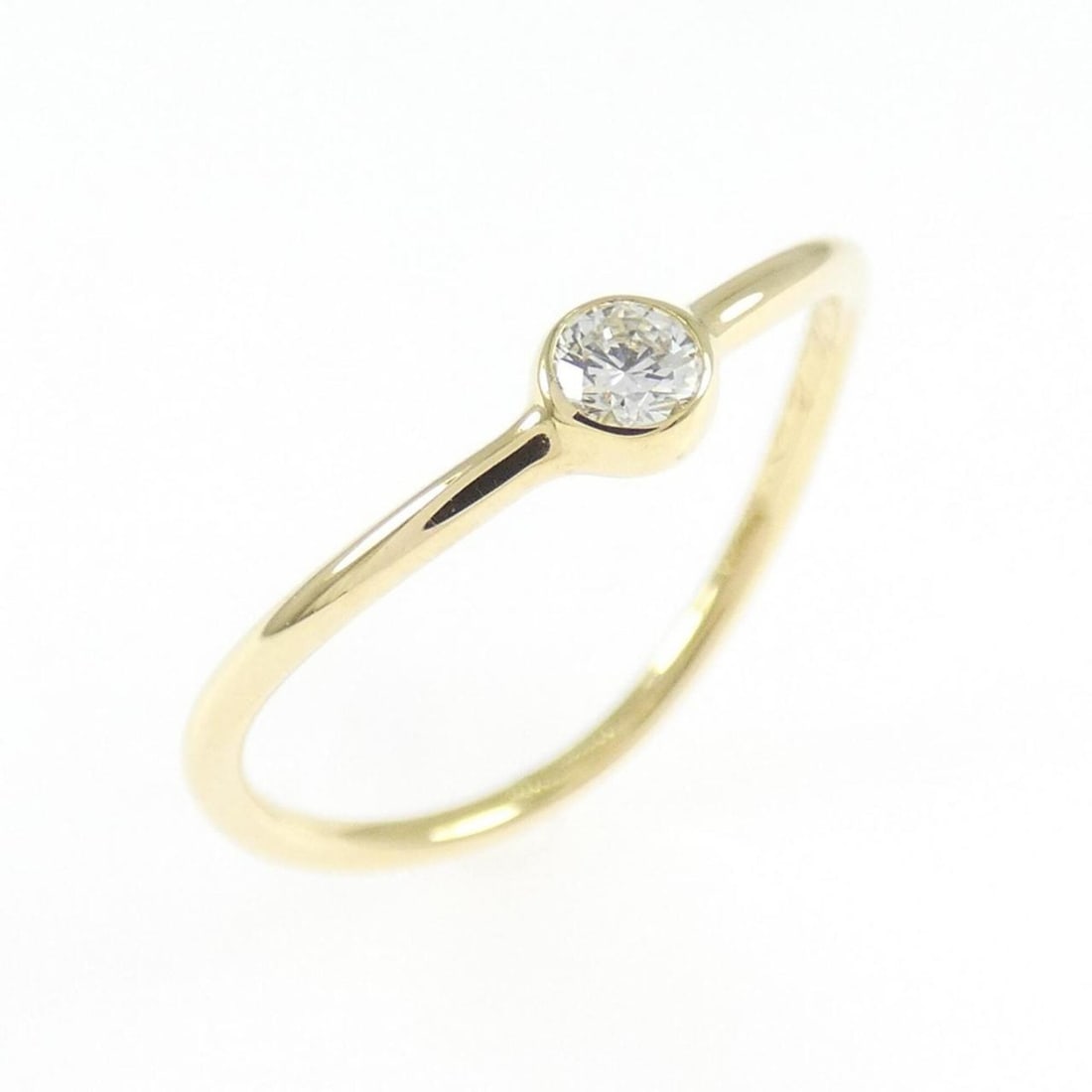 Tiffany Wave Single Row Ring: --- Catalog ---Category: SizeJP Size: 4US Size: 7Category: DesignType: Band ringGender: WomenMaterial: Yellow gold (18K)Category: GeneralBrand: Tiffany--- Item List ---Section: ConditionRanking: Rank