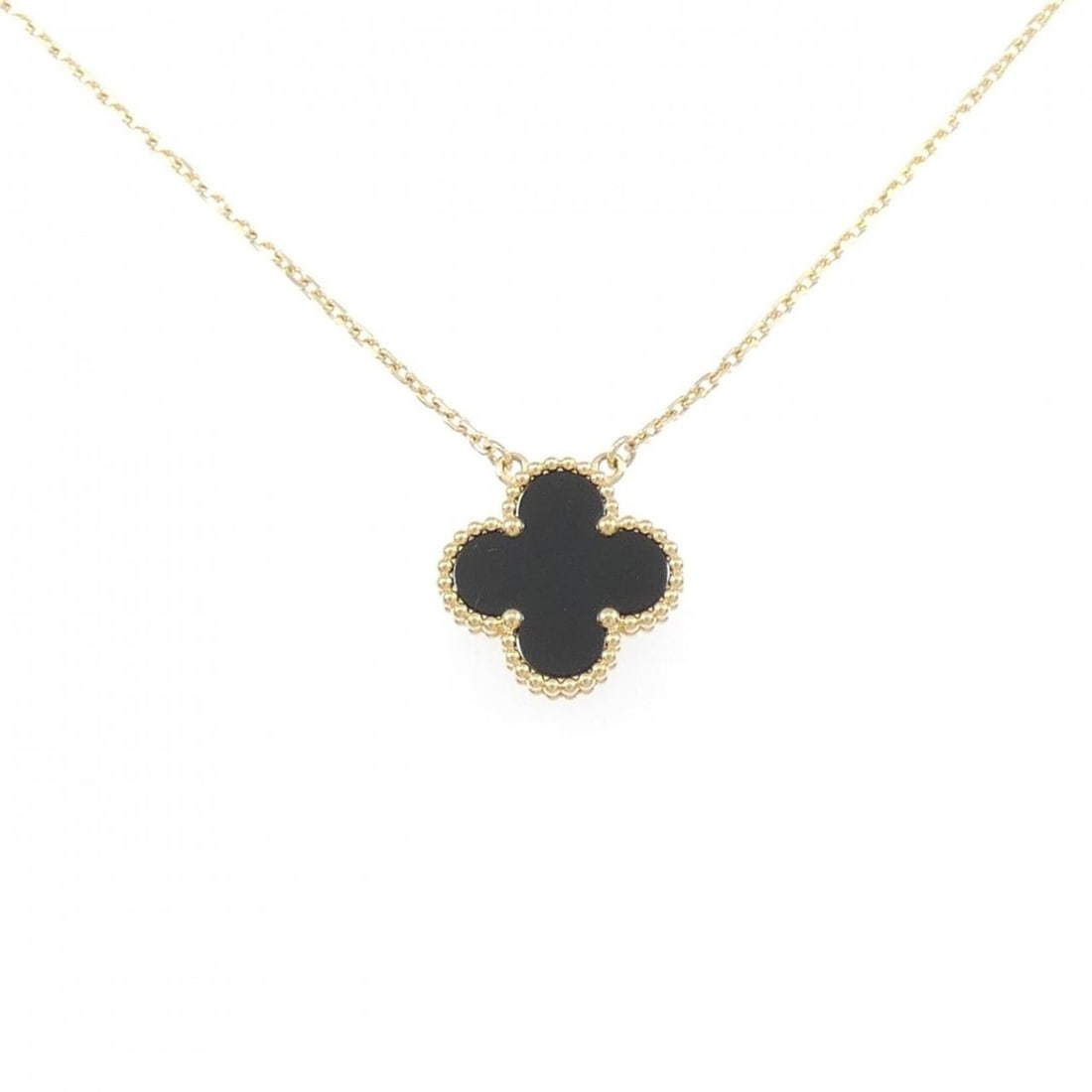 Van Cleef & Arpels Vintage Alhambra Necklace: --- Catalog ---Category: SizePendant Size: 14.8mm x 14.8mm / 0.58'' x 0.58''Neck Circumference: 37 cm - 41 cm / 14.56'' - 16.14''Category: DesignGender: WomenMaterial: Yellow gold (18K)Pendant Type:
