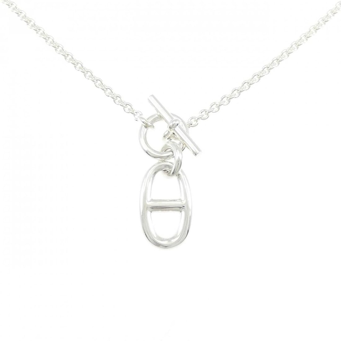 Hermes Hermès Chaine d'Ancre Necklace: --- Catalog ---Category: SizePendant Size: 30mm x 11.1mm / 1.18'' x 0.43''Neck Circumference: 41 cm / 16.14''Category: DesignGender: WomenMaterial: Silver 925Pendant Type: PendantNecklace Type: