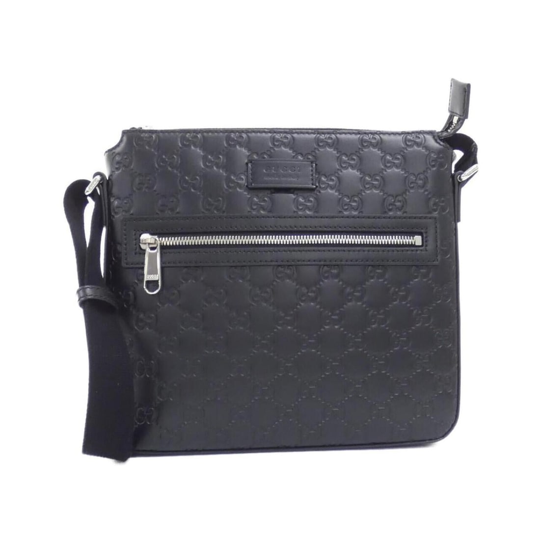 Gucci 779865 CWCBN Shoulder Bag: --- Catalog ---Category: SizeWeight: 520g / 1.14lb.Size (HxWxD): 23cm x 25cm x 3cm / 9.05'' x 9.84'' x 1.18''Strap Length: 120cm / 47.24''Category: DesignType: Shoulder bagColor: BlackGender:
