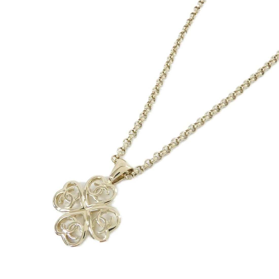 Chanel AB7888 Necklace: --- Catalog ---Category: SizePendant Size: 52mm x 38mm / 2.04'' x 1.49''Neck Circumference: 57 cm / 22.44''Category: DesignColor: GoldGender: WomenNecklace Type: NecklaceCategory: GeneralBrand: Chanel