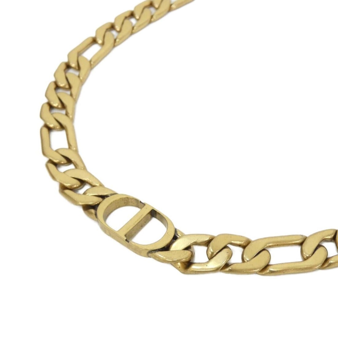 Christian Dior 30 Montaigne Necklace: --- Catalog ---Category: SizePendant Size: 1.4mm x 2.5mm / 0.05'' x 0.09''Neck Circumference: 42 cm / 16.53''Category: DesignColor: GoldGender: WomenNecklace Type: NecklaceCategory: GeneralBrand: