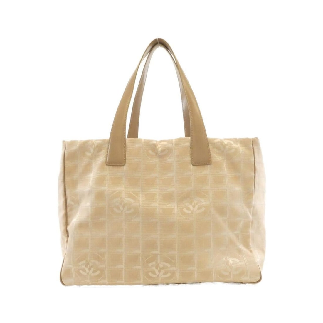 Chanel Travel Line 8371538 Handbag: --- Catalog ---Category: SizeSize (HxWxD): 26cm x 34cm x 15cm / 10.23'' x 13.38'' x 5.9''Category: DesignType: HandbagColor: BeigeGender: WomenMaterial: Nylon Category: GeneralMPN: 8371538Brand: