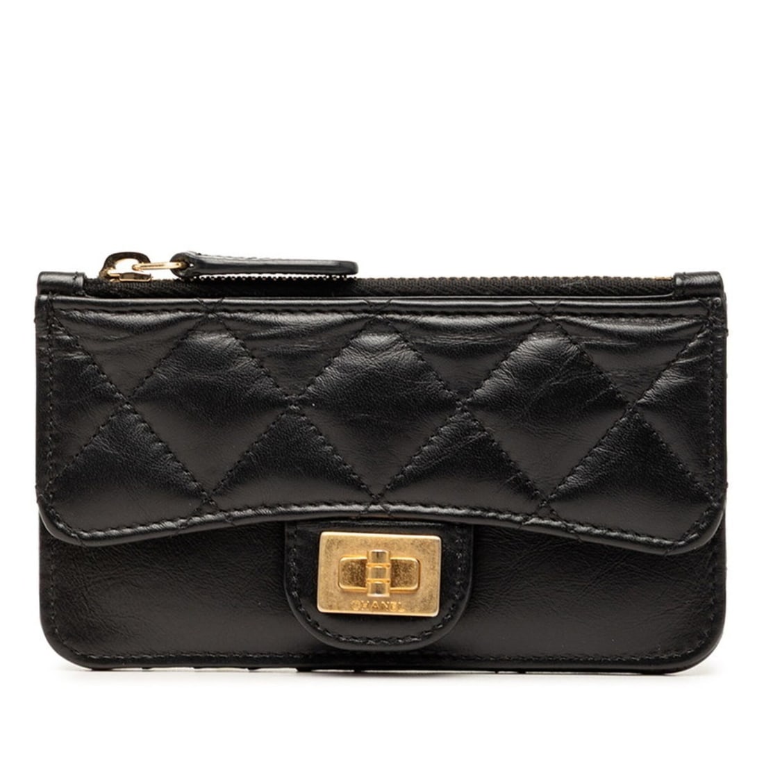 Chanel Matelassé Wallet/Coin Purse, Black Lambskin, Women's.: --- Catalog ---Category: SizeSize (HxWxD): 7cm x 13cm x 1cm / 2.75'' x 5.11'' x 0.39''Category: DesignType: Coin purse/coin caseColor: BlackGender: WomenMaterial: Leather Leather/Fur Type: