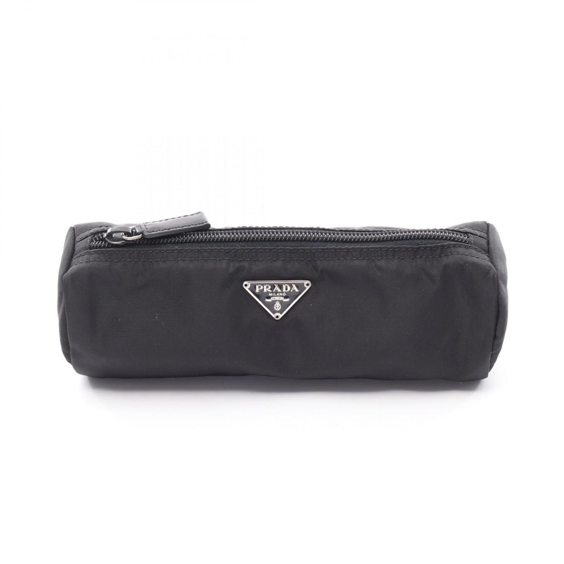 Prada PRADA Handbag Pouch Nylon Women's Black MV174: --- Catalog ---Category: SizeSize (HxWxD): 7cm x 19cm / 2.75'' x 7.48''Category: DesignType: PouchColor: BlackGender: WomenMaterial: Nylon Category: GeneralMPN: MV174Brand: Prada--- Item List