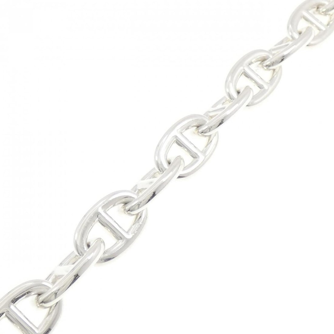 Hermes Hermès Chaine d'Ancre GM Bracelet: --- Catalog ---Category: SizeWidth: 1.41cm / 0.55''Weight: 123.3g / 4.34oz.Total Length: 28cm / 11.02''Category: DesignType: Charm braceletGender: WomenMaterial: Silver 925Category: GeneralBrand: