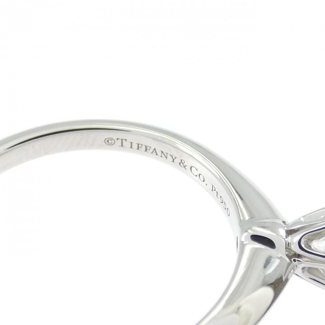 Tiffany Classic Solitaire Ring 0.20CT E VS1 3EXT - 4