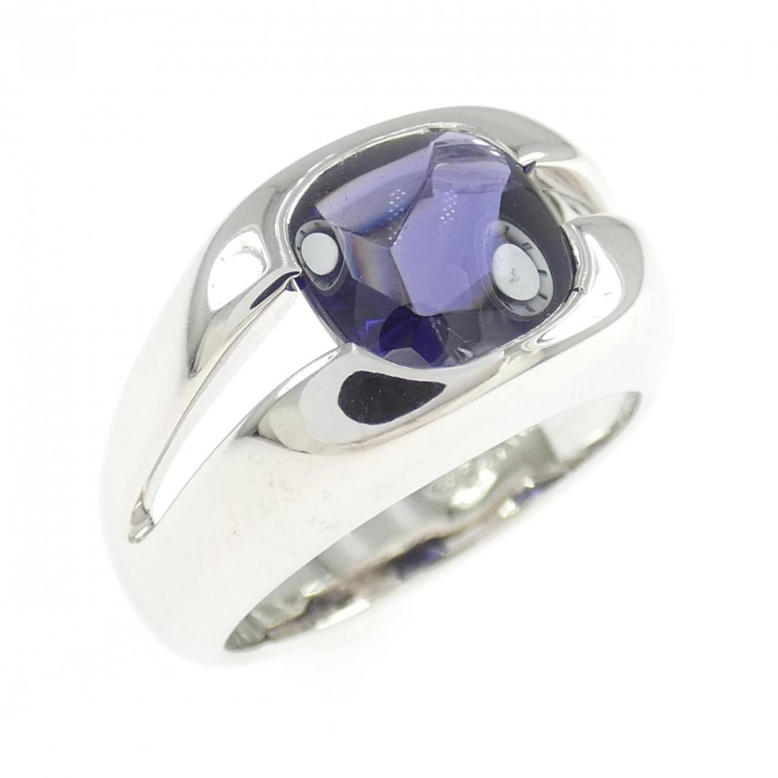 Tiffany & Co. Colored Stone Ring: --- Catalog ---Category: SizeJP Size: 9.0US Size: 5Category: DesignType: Band ringGender: WomenMaterial: White gold (18K)Category: GeneralBrand: Tiffany--- Item List ---Section: ConditionRanking: Rank