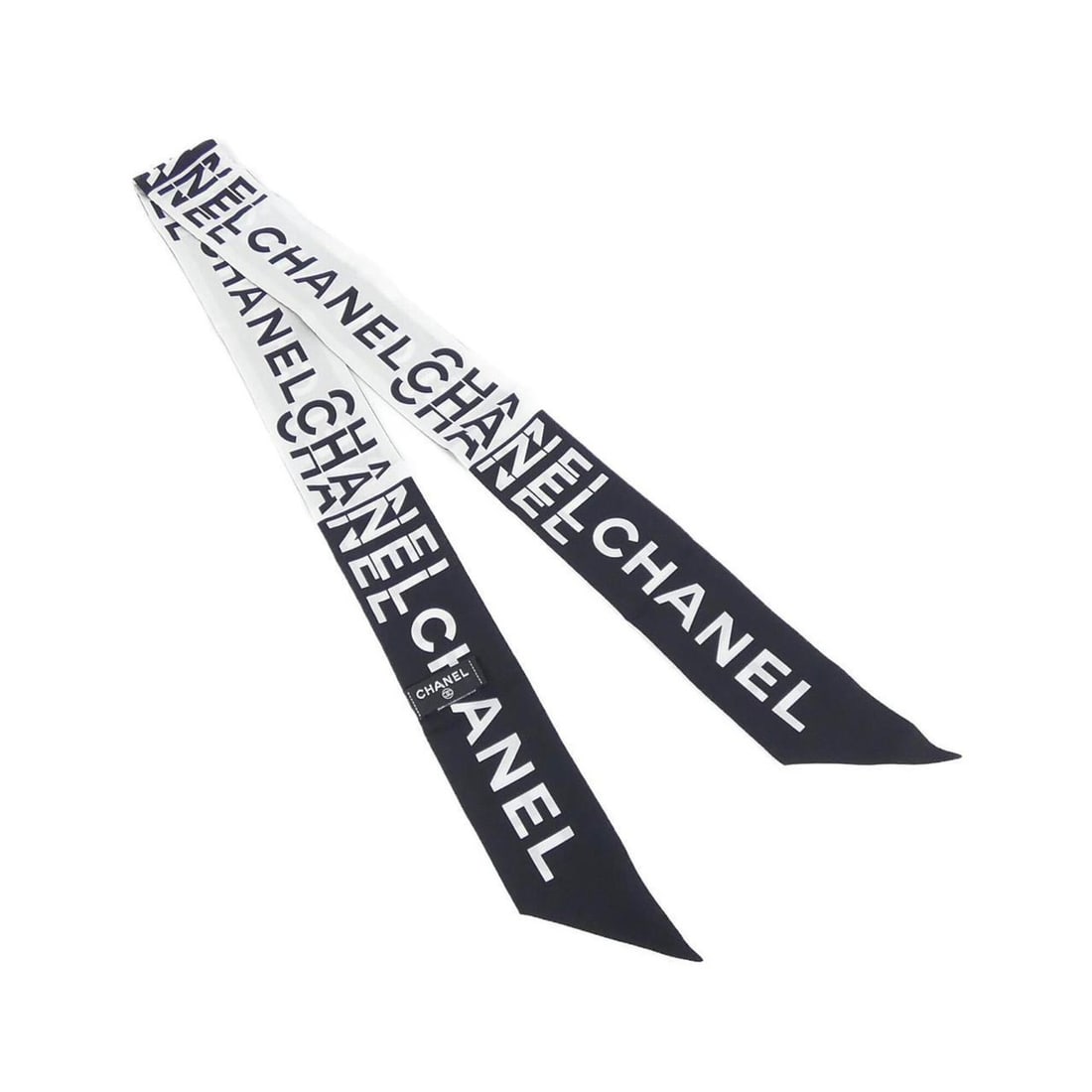 Chanel AA7588 Hairband: --- Catalog ---Category: SizeSize (LxW): 6cm x 1.2m / 2.36'' x 47.24''Category: DesignType: HeadbandColor: Black, WhiteGender: WomenMaterial: SilkCategory: GeneralBrand: Chanel--- Item List