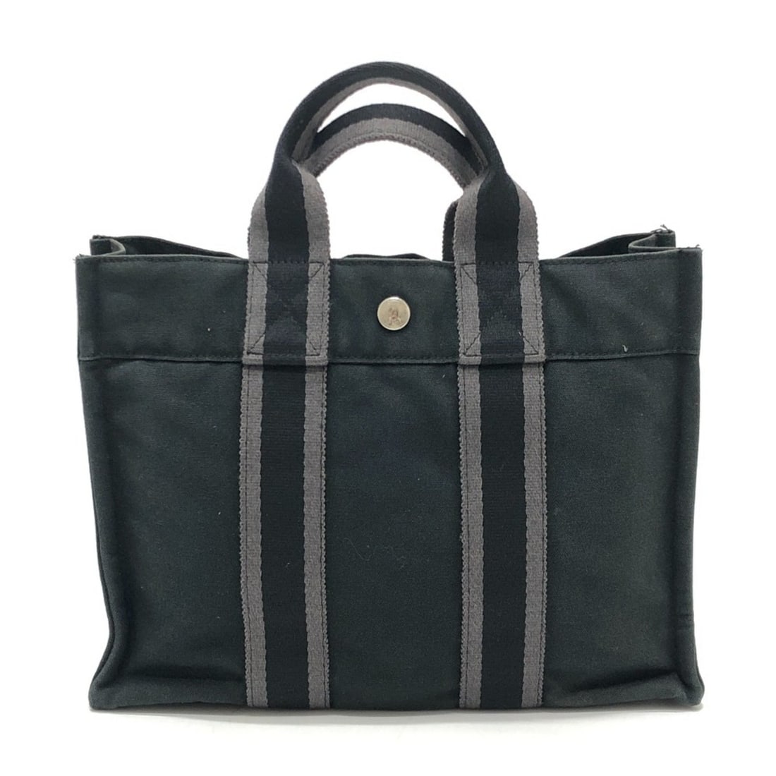 HERMES Fourre-Tout PM Tote Bag Mini Handbag Canvas Women's Black: --- Catalog ---Category: SizeSize (HxWxD): 23cm x 30cm x 8cm / 9.05'' x 11.81'' x 3.14''Category: DesignType: Handbag, Tote bagColor: BlackGender: WomenMaterial: Canvas Category: GeneralBrand: HermesC