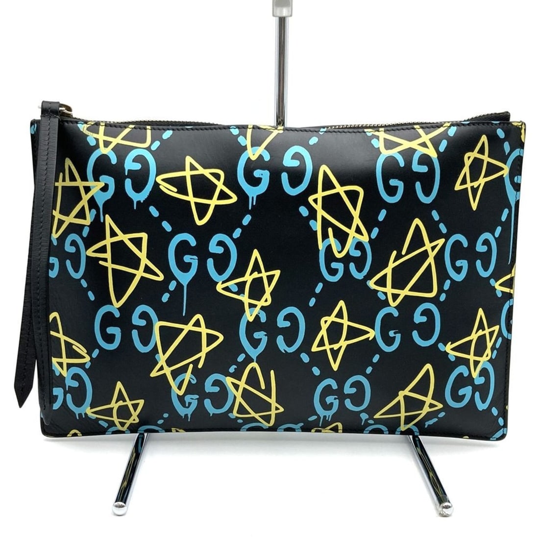 GUCCI Gucci Ghost 445597 Clutch Bag Trouble Andrew Collaboration Leather Black Men's Women's: --- Catalog ---Category: SizeSize (HxWxD): 20cm x 29cm x 1cm / 7.87'' x 11.41'' x 0.39''Category: DesignType: Clutch bagColor: BlackGender: Men,WomenMaterial: Leather Category: GeneralBrand: GucciCoun