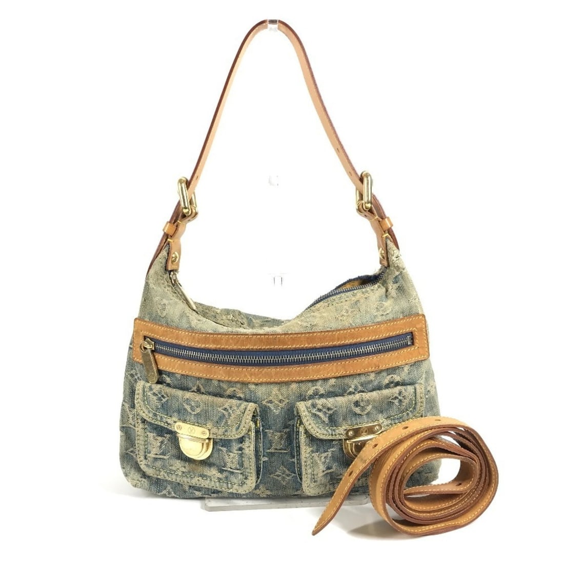 LOUIS VUITTON M95049 Monogram Denim Baggy PM Crossbody Bag Pocket 2-Way Shoulder Women's Blue: --- Catalog ---Category: SizeSize (HxWxD): 19cm x 29cm x 10cm / 7.48'' x 11.41'' x 3.93''Category: DesignType: Shoulder bagColor: BlueGender: Men,WomenMaterial: Monogram Denim Category: GeneralMPN: M9