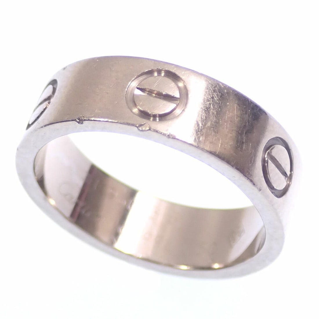 Cartier Love Ring for Women, 18K White Gold, Size 10.5 (#51), 6.7g, 750 Gold: --- Catalog ---Category: SizeJP Size: 10.5US Size: 5.5Category: DesignType: Band ringGender: WomenMaterial: White gold (18K)Category: GeneralBrand: Cartier--- Item List ---Section: ConditionRanking: R