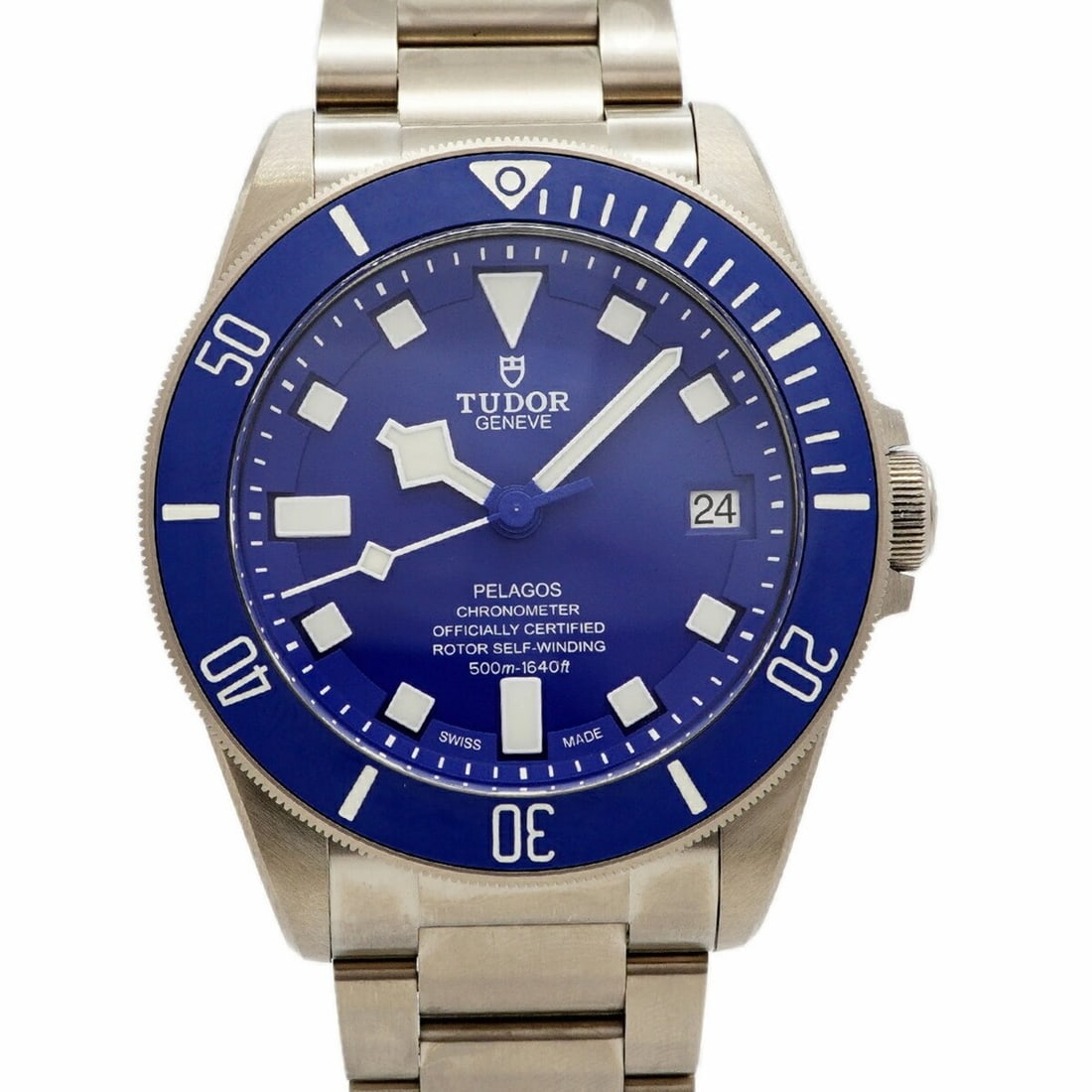 Tudor Pelagos 25600TB Blue Dial Men's Watch: --- Catalog ---Category: SizeWrist Size: 20cm / 7.87''Case Diameter: 42.3mm / 1.67''Category: DesignType: WristwatchGender: MenColor (Dial): BlueMaterial (Band): TitaniumCategory: GeneralMPN: 25600TBB