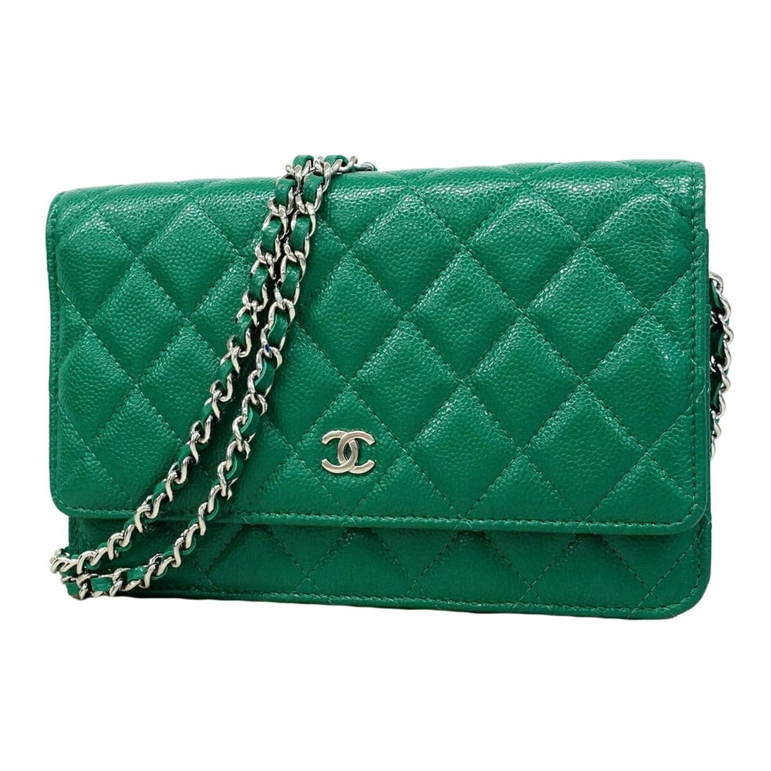 Chanel Matelassé Chain Shoulder Wallet, Caviar Leather, Green, Women's: --- Catalog ---Category: SizeSize (HxWxD): 13.5cm x 19cm x 4.5cm / 5.31'' x 7.48'' x 1.77''Category: DesignType: Chain/Shoulder walletColor: GreenGender: WomenMaterial: Grained Calfskin Category: