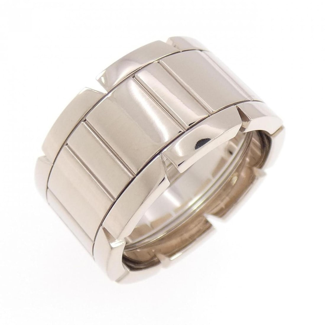 Cartier Tank Française Large Ring: --- Catalog ---Category: SizeJP Size: 14US Size: 7Category: DesignType: Band ringGender: WomenMaterial: White gold (18K)Category: GeneralBrand: Cartier--- Item List ---Section: ConditionRanking: Rank