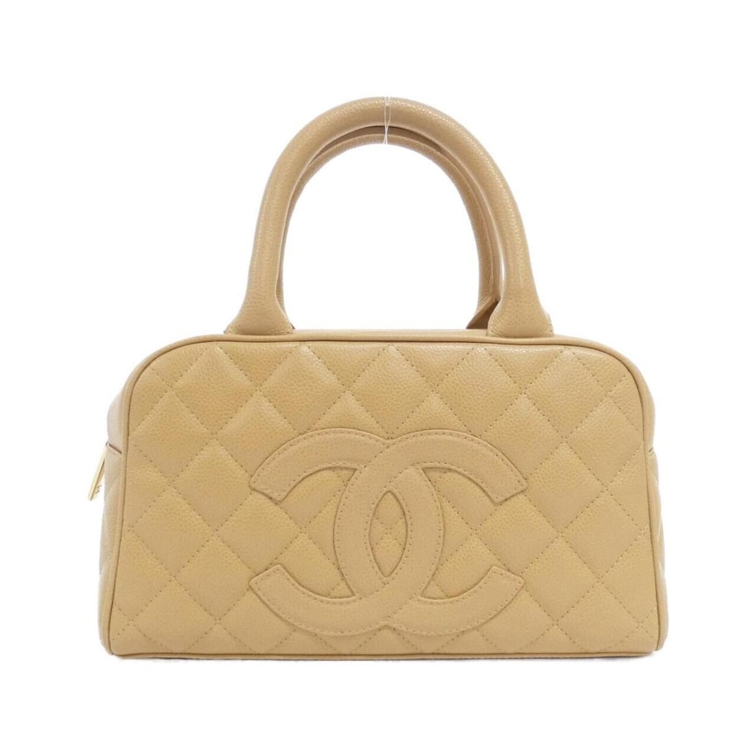 Chanel 20996 Boston Bag: --- Catalog ---Category: SizeSize (HxWxD): 16cm x 27cm x 9cm / 6.29'' x 10.62'' x 3.54''Category: DesignType: Boston bagColor: BeigeGender: WomenMaterial: Grained Calfskin Category: GeneralMPN: