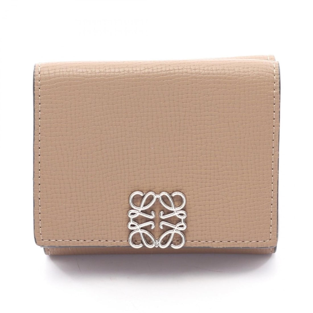 Loewe Anagram Trifold Wallet, Leather, Women's, Brown, C821TR2X1: --- Catalog ---Category: SizeSize (HxWxD): 8cm x 10cm x 2.5cm / 3.14'' x 3.93'' x 0.98''Category: DesignType: Wallet (tri-fold)Color: BrownGender: WomenMaterial: Leather Category: GeneralBrand: Loewe-