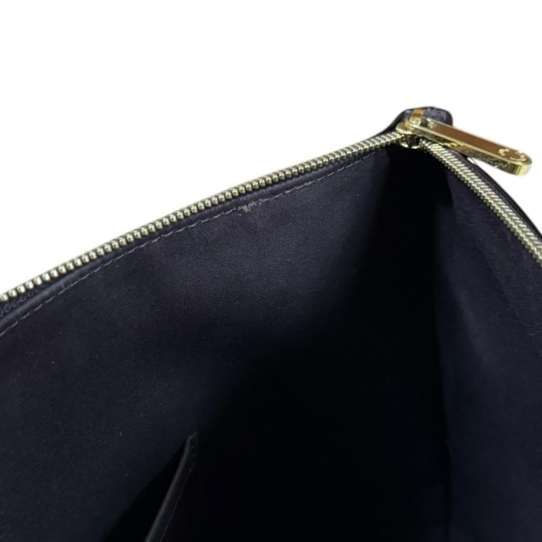Louis Vuitton Monogram Eclipse Pochette Discovery M62291 Handbag - 8