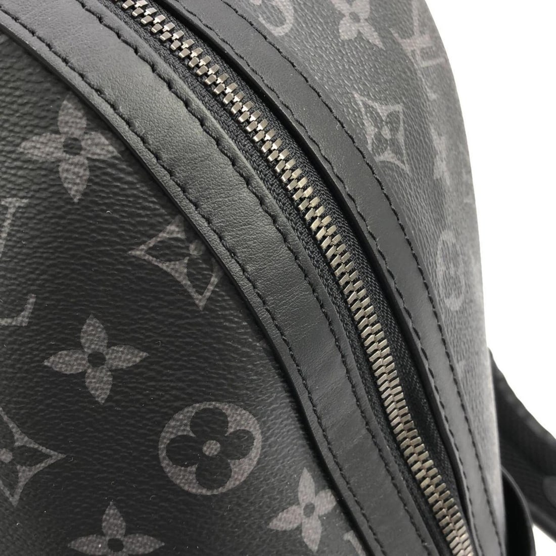 Louis Vuitton Monogram Eclipse Discovery Backpack PM M22558 (Rucksack) - 5