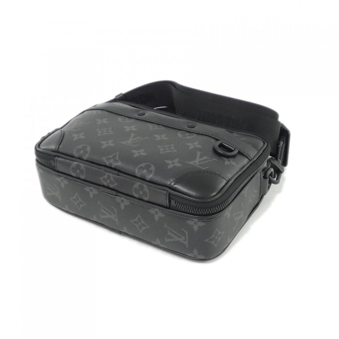Louis Vuitton Monogram Eclipse Alpha Messenger M46955 Shoulder Bag - 3