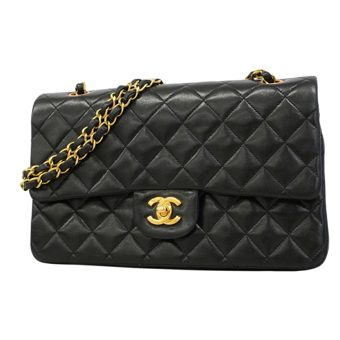 Chanel Matelassé Shoulder Bag, Double Flap, Chain, Lambskin, Black, Women's: --- Catalog ---Category: SizeSize (HxWxD): 17cm x 26cm x 7cm / 6.69'' x 10.23'' x 2.75''Category: DesignType: Shoulder bagColor: BlackGender: WomenMaterial: Leather Hardware Color: GoldLeather/Fur Typ