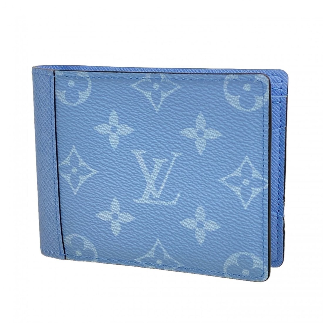 Louis Vuitton Monogram Taiga Portefeuille Multiple Wallet M14111 Sky Blue Men's: --- Catalog ---Category: SizeSize (HxWxD): 9cm x 11.5cm x 2.5cm / 3.54'' x 4.52'' x 0.98''Category: DesignType: Wallet (bi-fold)Color: Sky blueGender: MenCategory: GeneralMPN: M14111Brand: Louis Vuitt