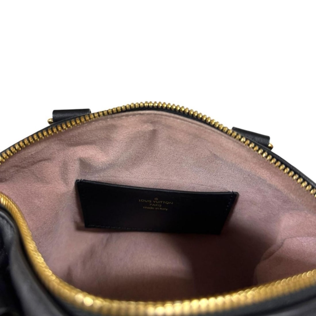 Chanel 50995 Shoulder Bag - 8