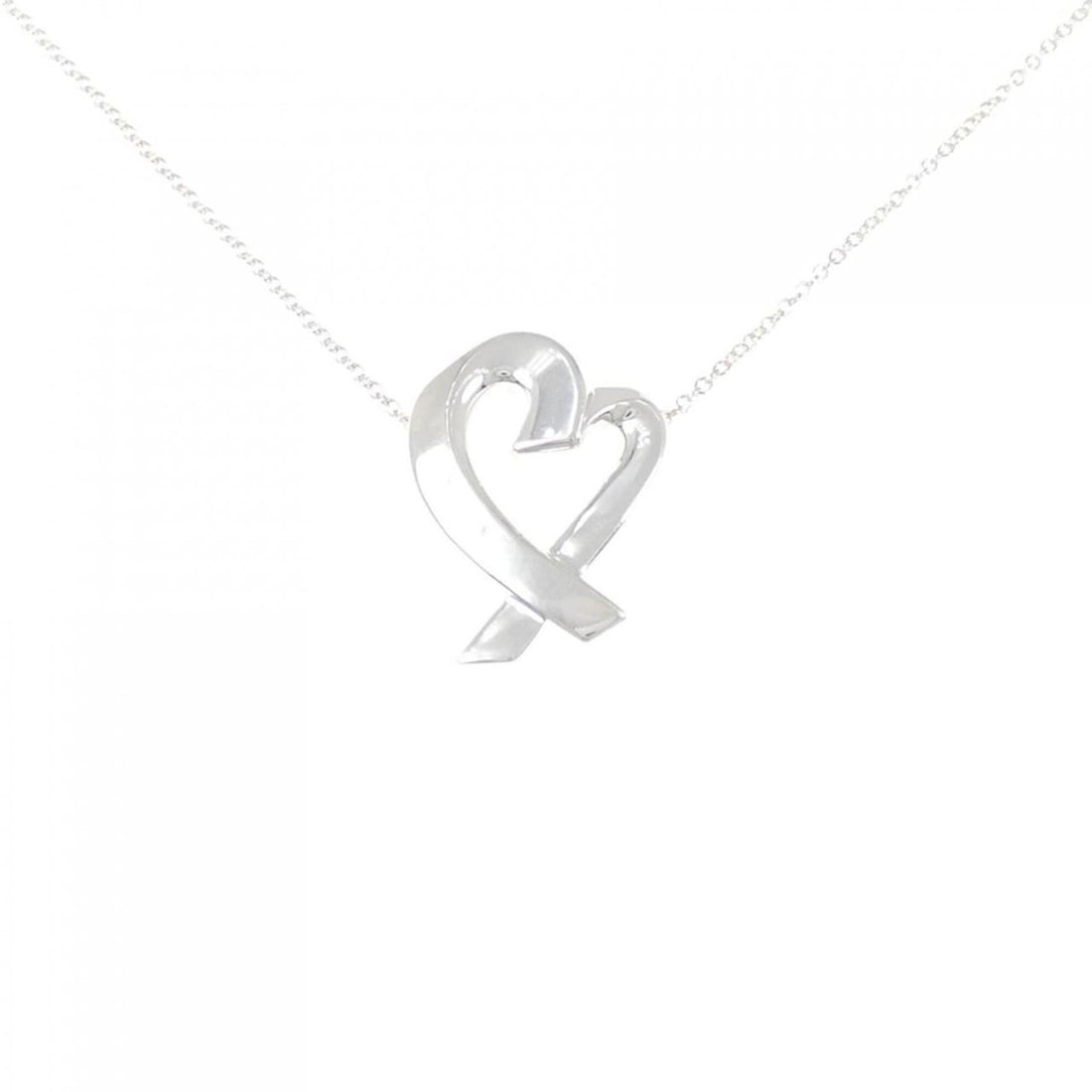 Tiffany Loving Heart Necklace: --- Catalog ---Category: SizePendant Size: 20.8mm x 16.1mm / 0.81'' x 0.63''Neck Circumference: 48 cm / 18.89''Category: DesignGender: WomenMaterial: Silver 925Pendant Type: PendantNecklace Type: