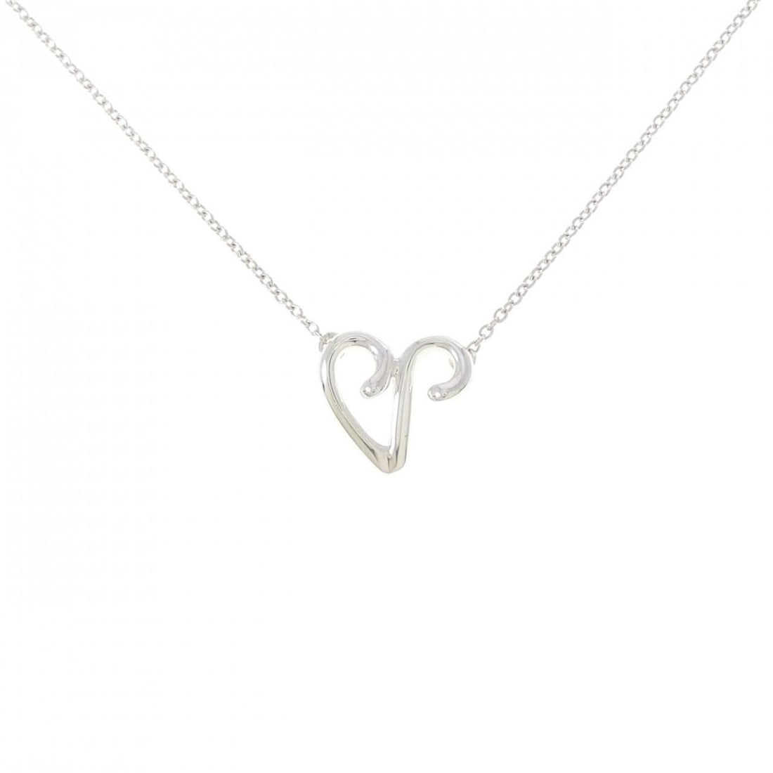 Tiffany 925 Necklace: --- Catalog ---Category: SizePendant Size: 10.7mm x 11.7mm / 0.42'' x 0.46''Neck Circumference: 42 cm / 16.53''Category: DesignGender: WomenMaterial: Silver 925Pendant Type: PendantNecklace Type: