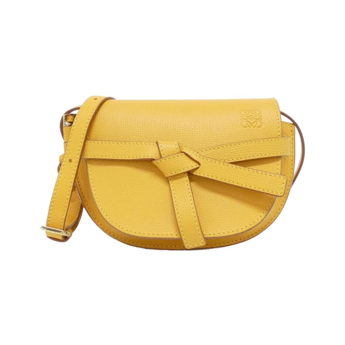 Loewe Gate Dual Mini A650N46X02 Shoulder Bag: --- Catalog ---Category: SizeSize (HxWxD): 13cm x 20cm x 8.5cm / 5.11'' x 7.87'' x 3.34''Category: DesignType: Shoulder bagColor: YellowGender: WomenMaterial: Leather Hardware Color: GoldLeather/Fur