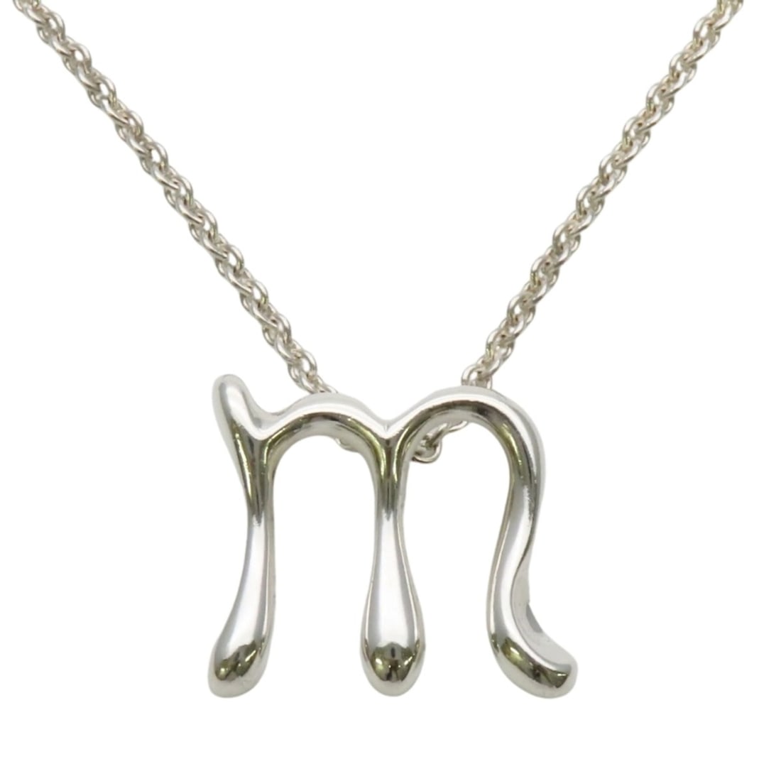 Tiffany & Co. Necklace, Letter M, SV925, Elsa Peretti Initial, Women's.: --- Catalog ---Category: SizeWeight: 5.2g / 0.18oz.Pendant Size: 14.9mm x 16.8mm / 0.58'' x 0.66''Neck Circumference: 45 cm / 17.71''Category: DesignColor: SilverGender: WomenMaterial: Silver 925Neckl