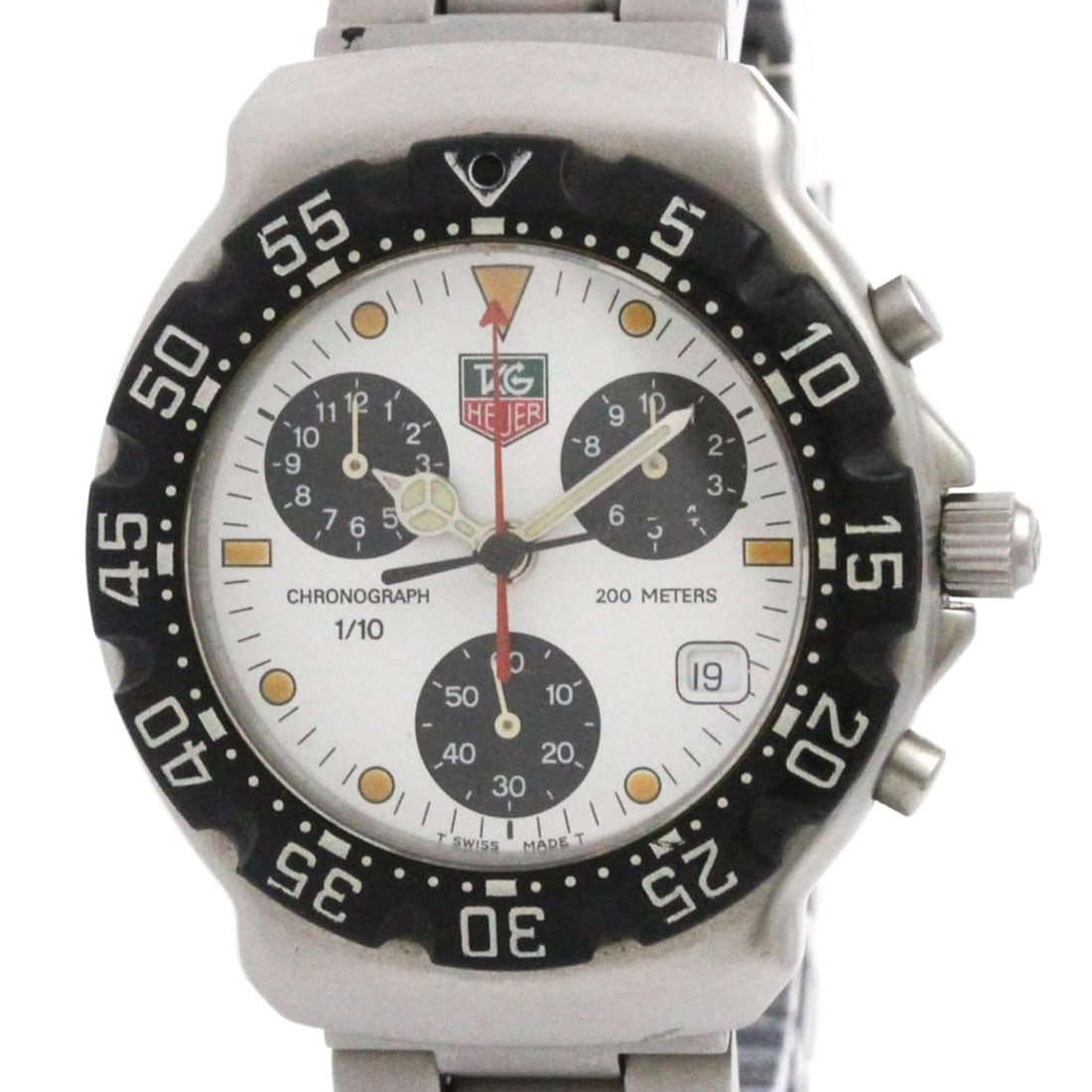 TAG HEUER 2000 Formula 1 Chronograph Steel Quartz Mens Watch CA1212: --- Catalog ---Category: SizeCase Diameter: 38mm / 1.5''Category: DesignType: WristwatchStyle: Dress/FormalGender: MenColor (Dial): WhiteMaterial (Band): Stainless steelMaterial (Case): Stainless stee