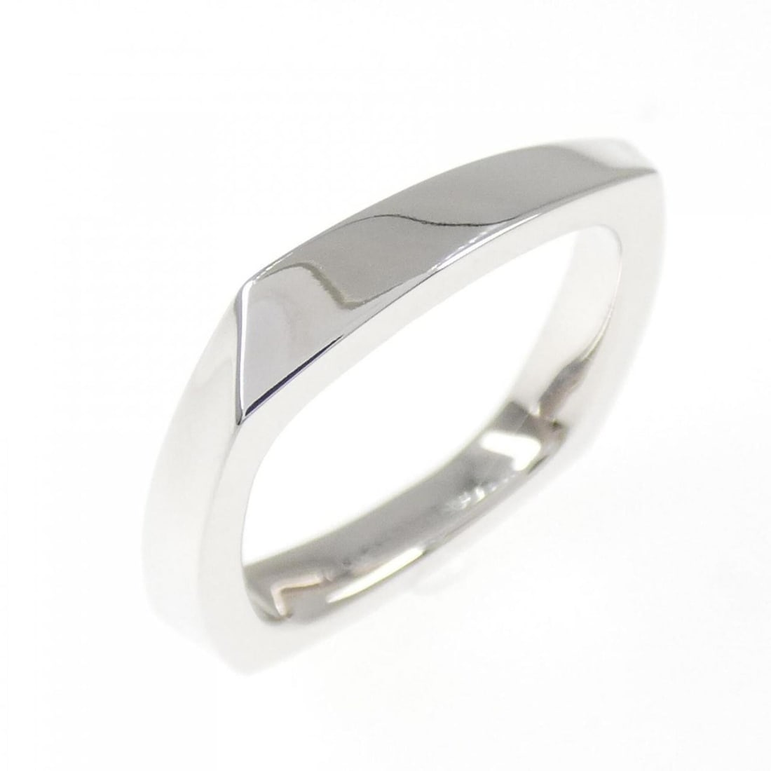 Tiffany Torque Narrow Ring: --- Catalog ---Category: SizeJP Size: 11US Size: 6Category: DesignType: Band ringColor: White goldGender: WomenMaterial: White gold (18K)Category: GeneralBrand: Tiffany--- Item List ---Section: Condit