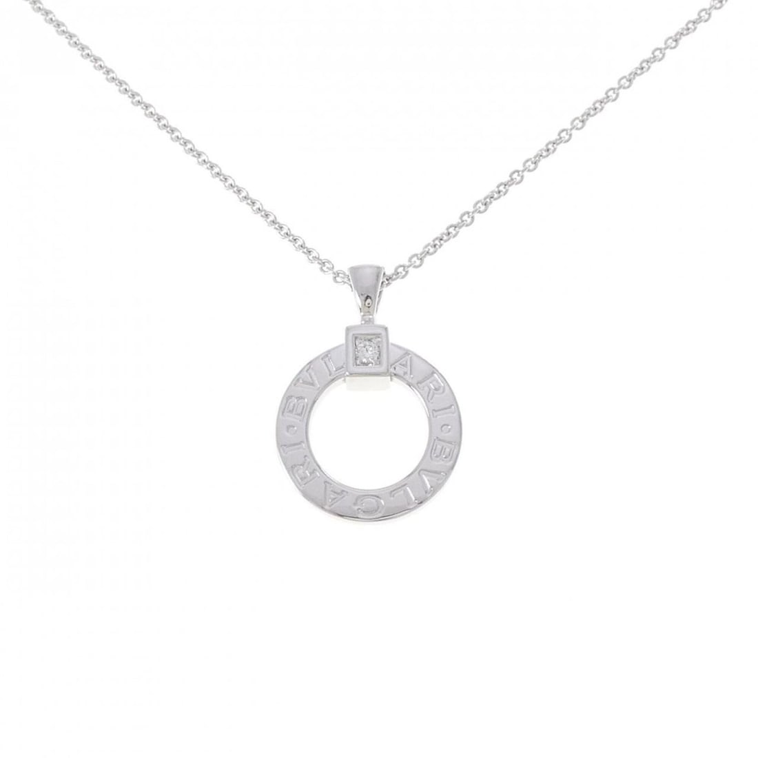 Bvlgari Necklace: --- Catalog ---Category: SizePendant Size: 29.9mm x 21mm / 1.17'' x 0.82''Neck Circumference: 38 cm - 45 cm / 14.96'' - 17.71''Category: DesignGender: WomenMaterial: White gold (18K)Pendant Type: