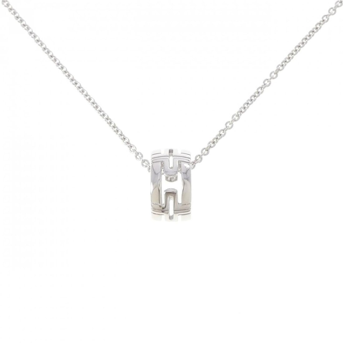 Bvlgari Parentesi Necklace: --- Catalog ---Category: SizePendant Size: 15.2mm x 8mm / 0.59'' x 0.31''Neck Circumference: 38 cm - 45 cm / 14.96'' - 17.71''Category: DesignGender: WomenMaterial: White gold (18K)Pendant Type: