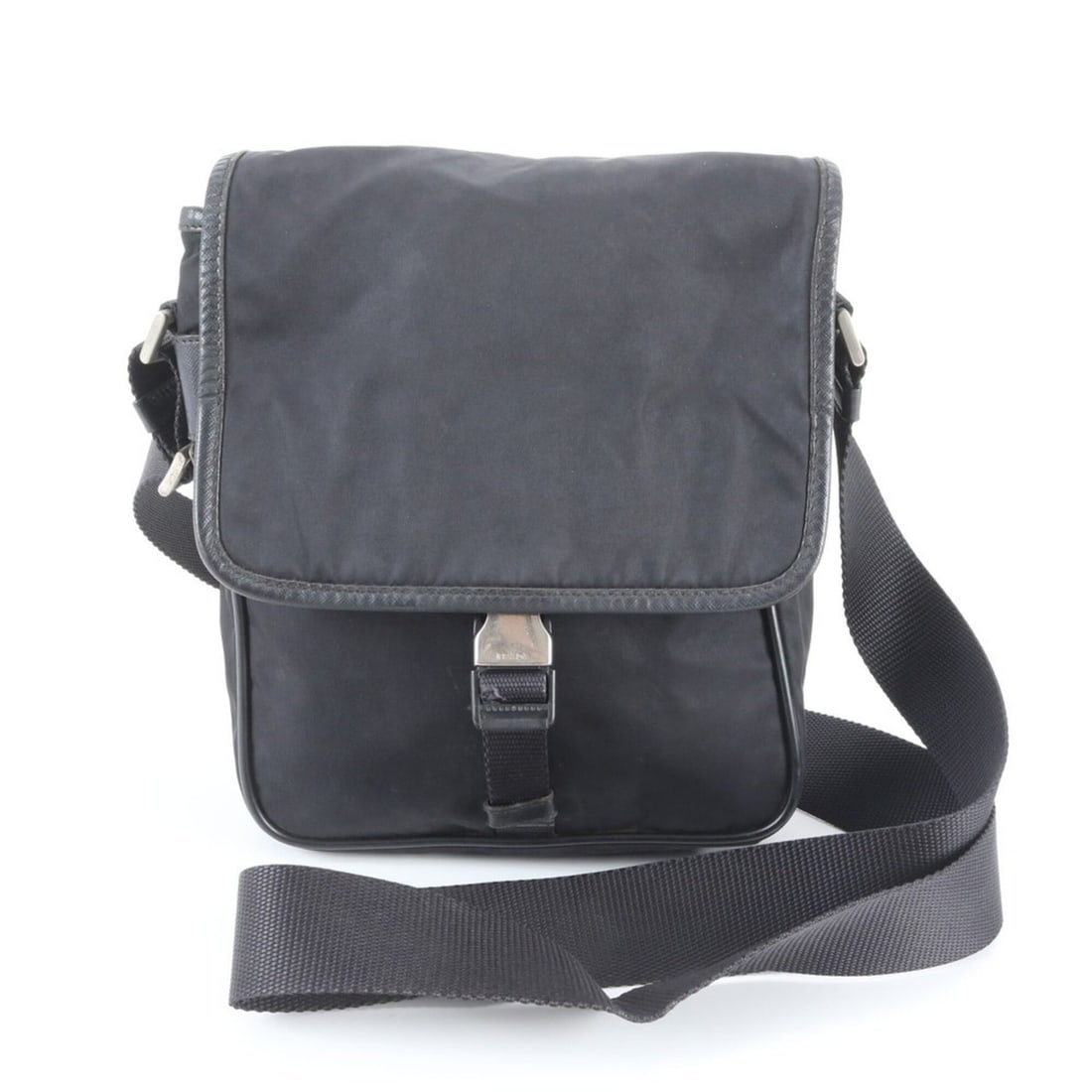 Prada Tessuto Nylon Triangle Logo Shoulder Bag, Crossbody Messenger Black, Men's: --- Catalog ---Category: SizeSize (HxWxD): 21cm x 20cm x 5.5cm / 8.26'' x 7.87'' x 2.16''Category: DesignType: Shoulder bagColor: BlackGender: MenMaterial: Nylon Category: GeneralBrand: PradaCountry o
