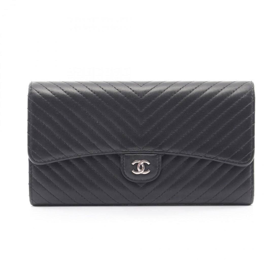 Chanel V-stitch Chevron Bi-fold Long Wallet, Lambskin Leather, Women's, Black: --- Catalog ---Category: SizeSize (HxWxD): 10cm x 19cm x 2cm / 3.93'' x 7.48'' x 0.78''Category: DesignType: Long wallet (bi-fold)Color: BlackGender: WomenMaterial: Leather Leather/Fur Type: LambskinC