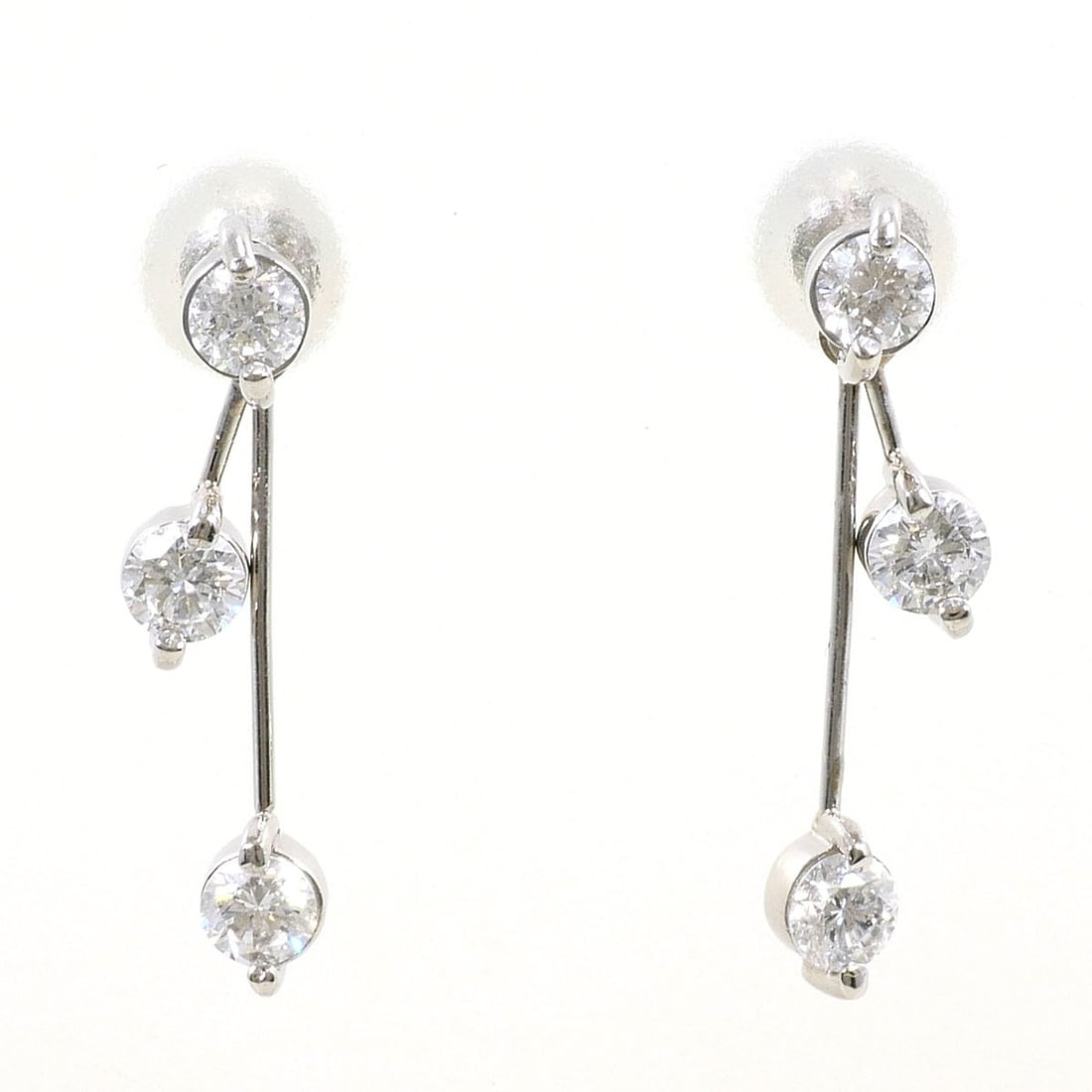 PT900 Platinum Earrings with 0.40 ct Diamonds, Certificate of Authenticity Included, Total Weight (1 of 7)