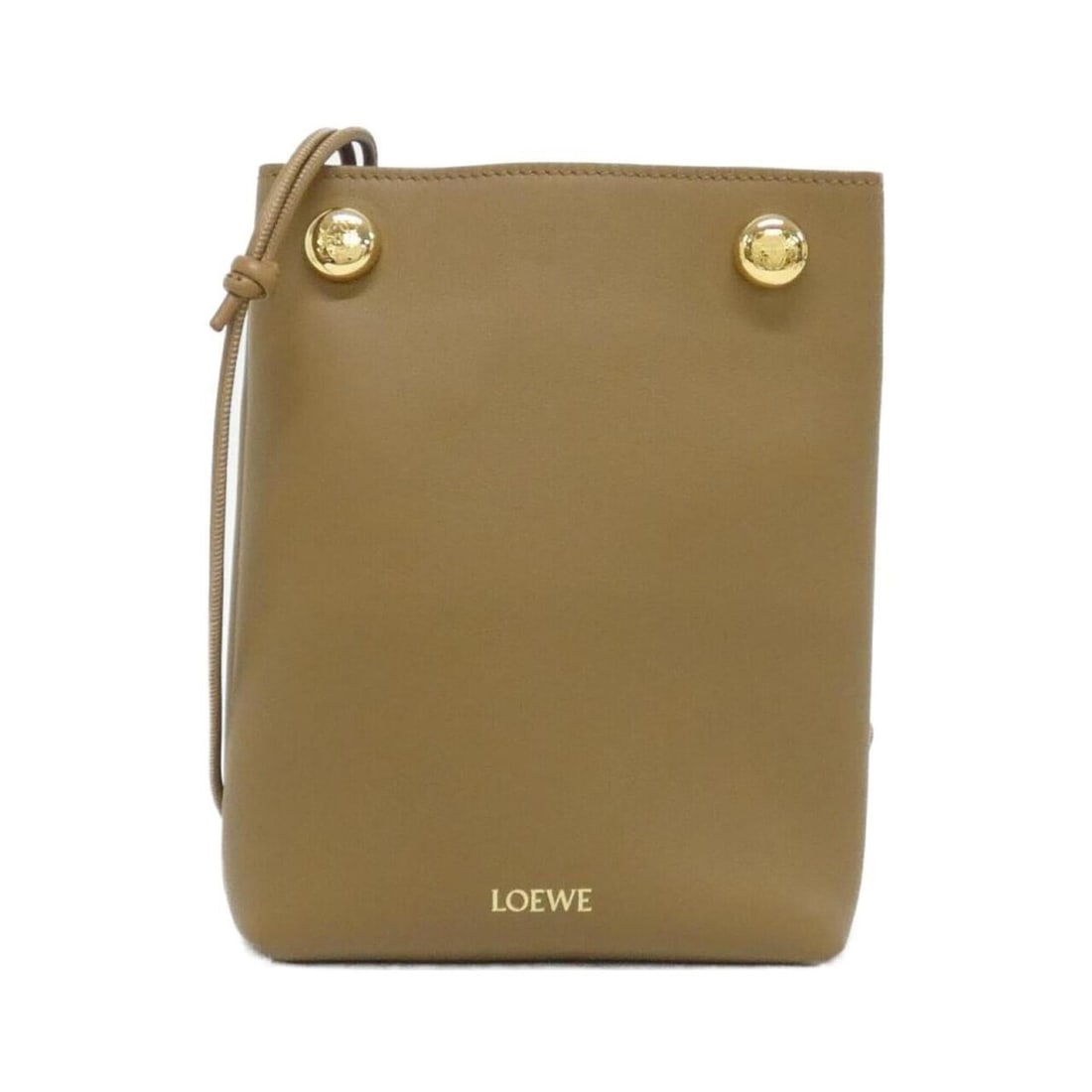 Loewe Pebble Handbag Pouch CANBSPPX01 Shoulder Bag: --- Catalog ---Category: SizeWeight: 240g / 8.46oz.Size (HxWxD): 21cm x 15cm x 7cm / 8.26'' x 5.9'' x 2.75''Strap Length: 70cm - 132cm / 27.55'' - 51.96''Category: DesignType: Handbag, Shoulder bagCol