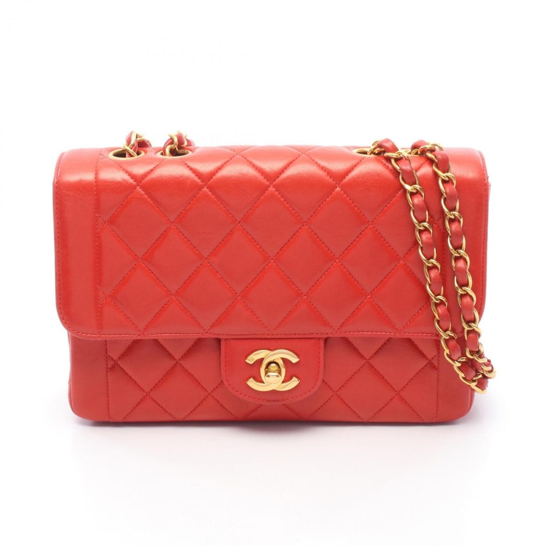 Chanel Matelassé Single Flap Shoulder Bag/Handbag, Lambskin Leather, Women's, Red: --- Catalog ---Category: SizeSize (HxWxD): 15cm x 23cm x 6cm / 5.9'' x 9.05'' x 2.36''Category: DesignType: Handbag, Shoulder bagColor: Red colorGender: WomenMaterial: Leather Leather/Fur Type: Lambsk