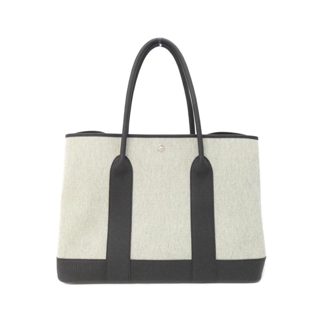 Hermes Neo Garden Voyage 41cm 086934CK Handbag: --- Catalog ---Category: SizeWeight: 1.08kg / 2.38lb.Size (HxWxD): 31cm x 42cm x 23cm / 12.2'' x 16.53'' x 9.05''Handle Length: 48cm / 18.89''Category: DesignType: HandbagColor: Black, EcruGender:
