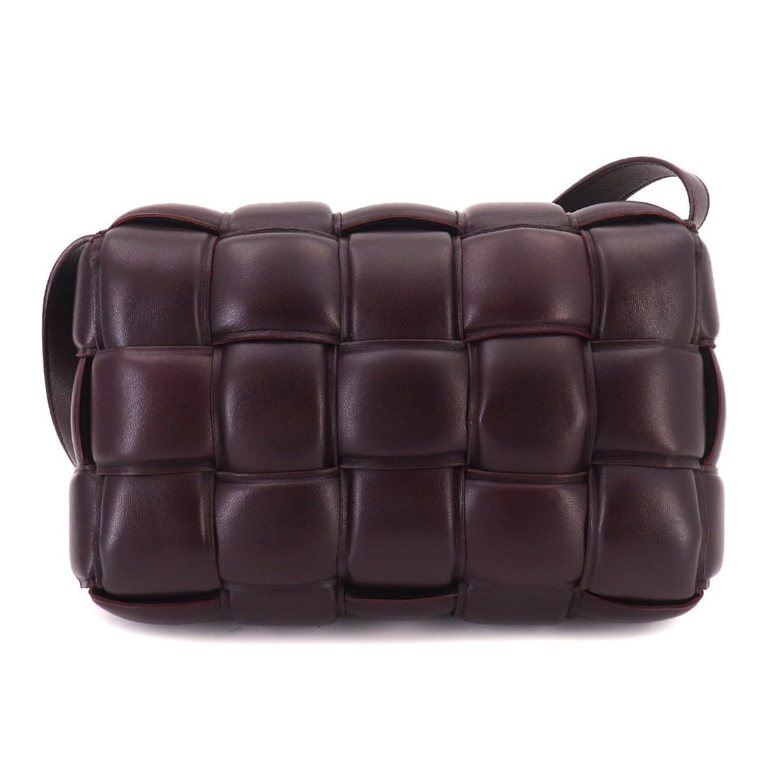 Bottega Veneta Intrecciato Padded Cassette Shoulder Handbag Leather Purple 591970: --- Catalog ---Category: SizeSize (HxWxD): 17cm x 25cm x 6.5cm / 6.69'' x 9.84'' x 2.55''Category: DesignType: Handbag, Shoulder bagColor: PurpleGender: WomenMaterial: Leather Category: GeneralMPN: